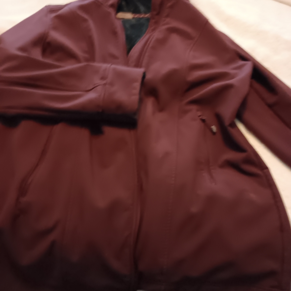 Women's Burgundy Jacket Windriver